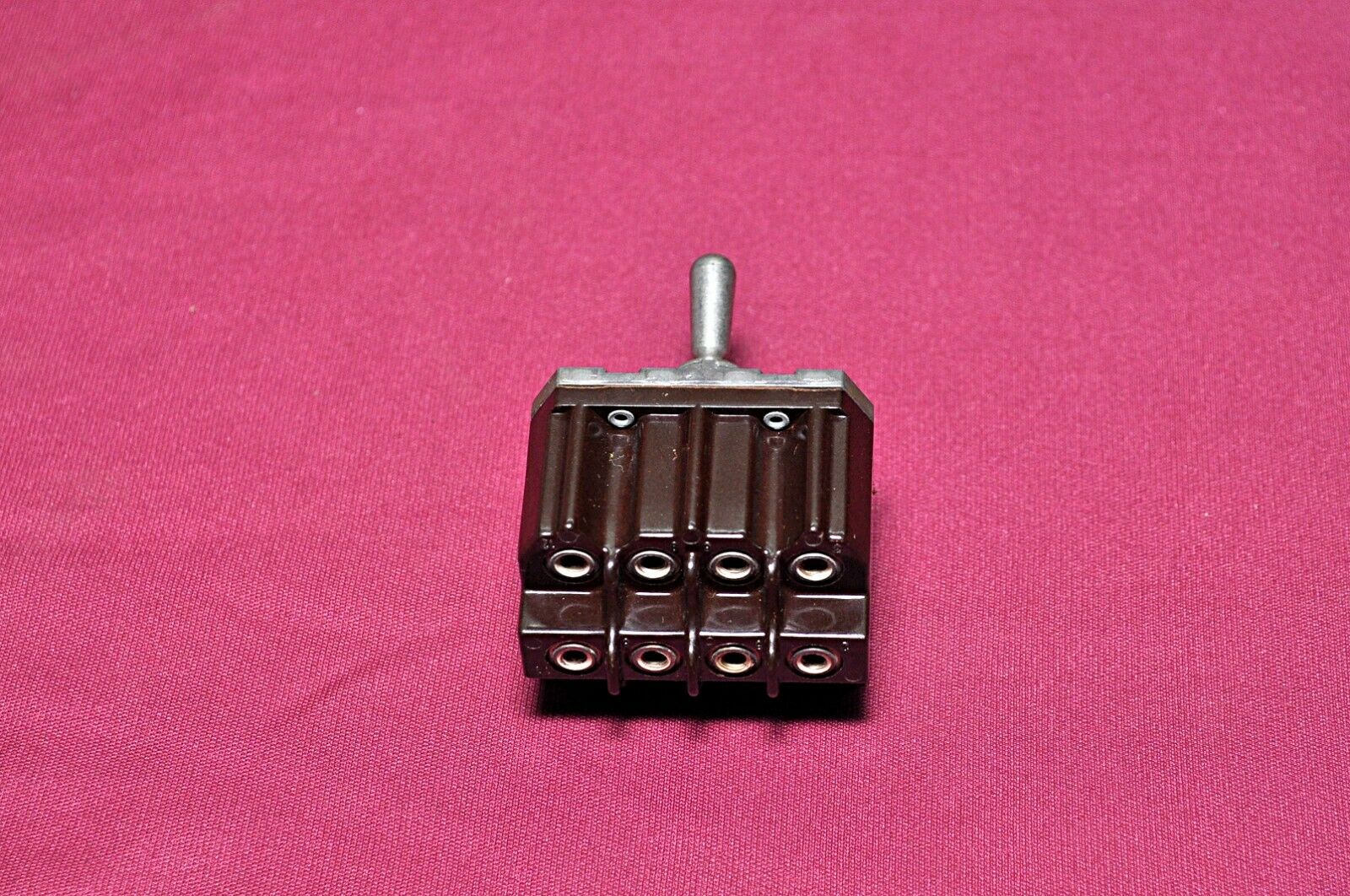 8512k9 toggle switch