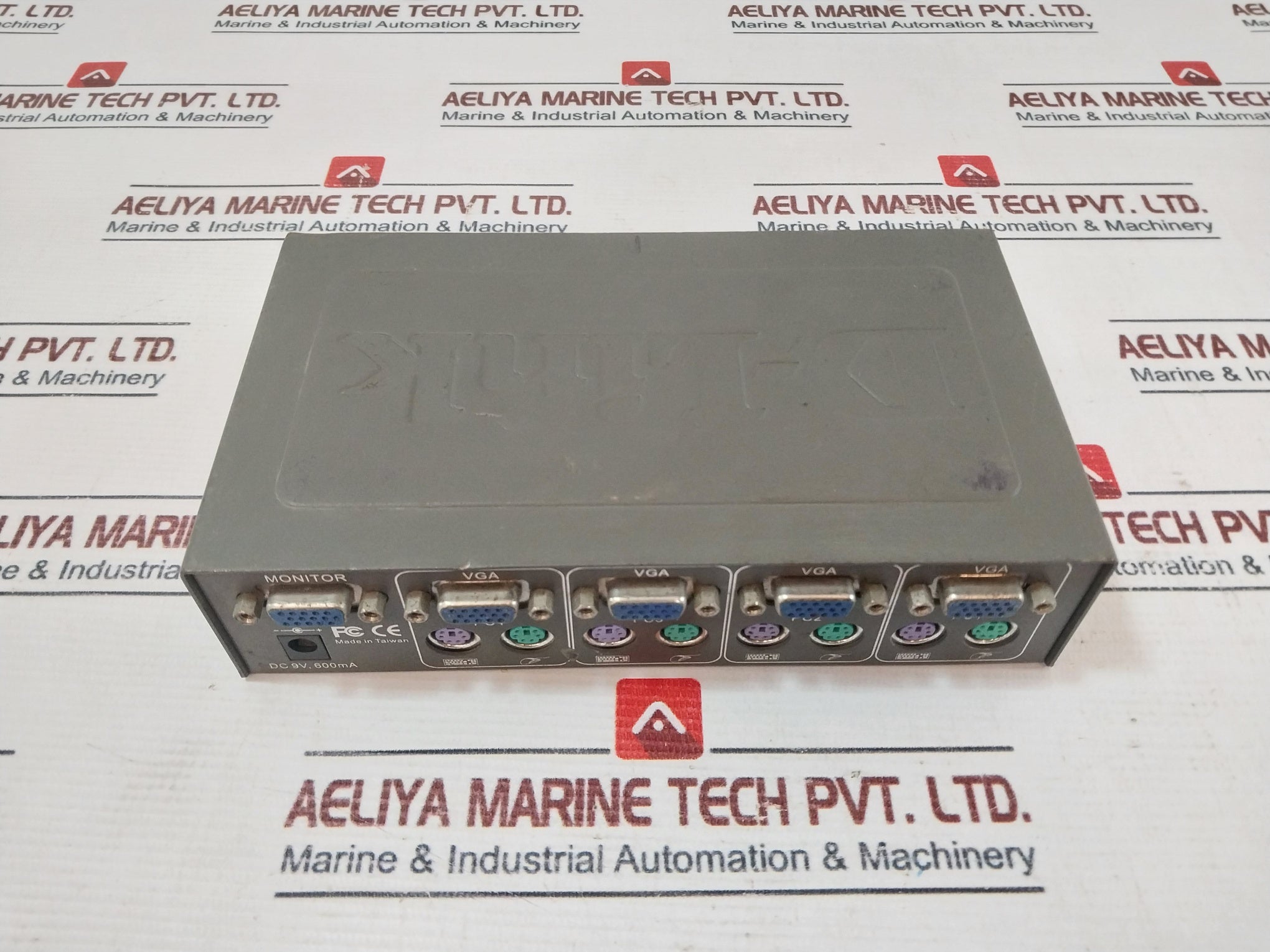 D-link Dkvm-4 4-port Kvm Switch 600Ma Dc9V