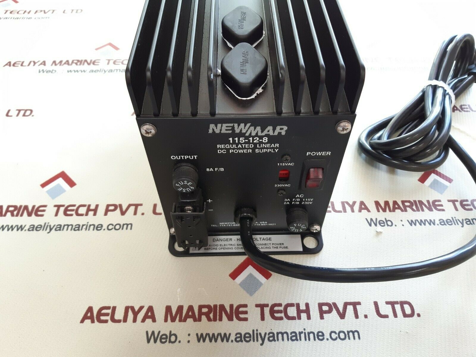 Newmar 115-12-8 dc power supply