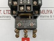 7012 Llhoriz Time Delay Relay L9f 60hz Agastat In Used