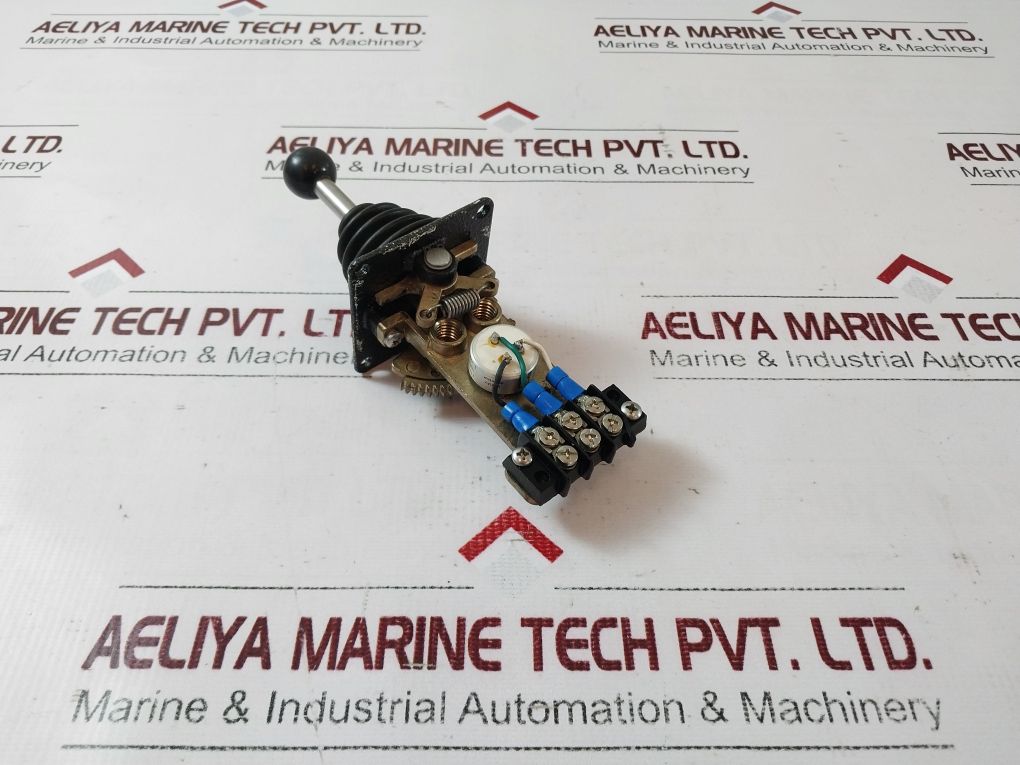 7165-0005 Compact Single Axis Joystick 7165-0002