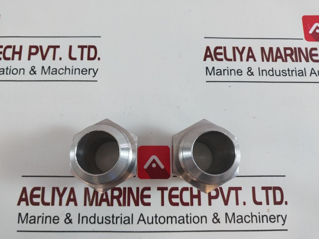 Lot of 2x Oceaneering 88222241 Straight Union Adapter Male 1-1/4 In Jic X 1-1/4 In Jic