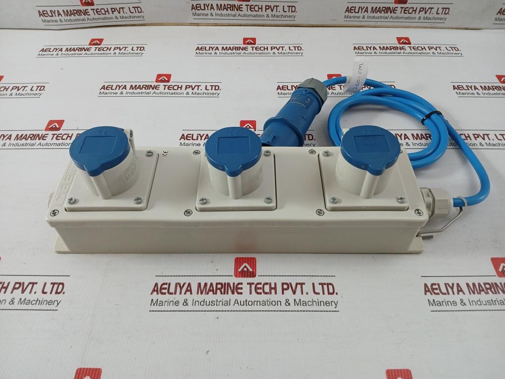 90027106za-Gang-Trailing-Socket-Plug-1-6-Meter-Ip44-By-Mennekes-1