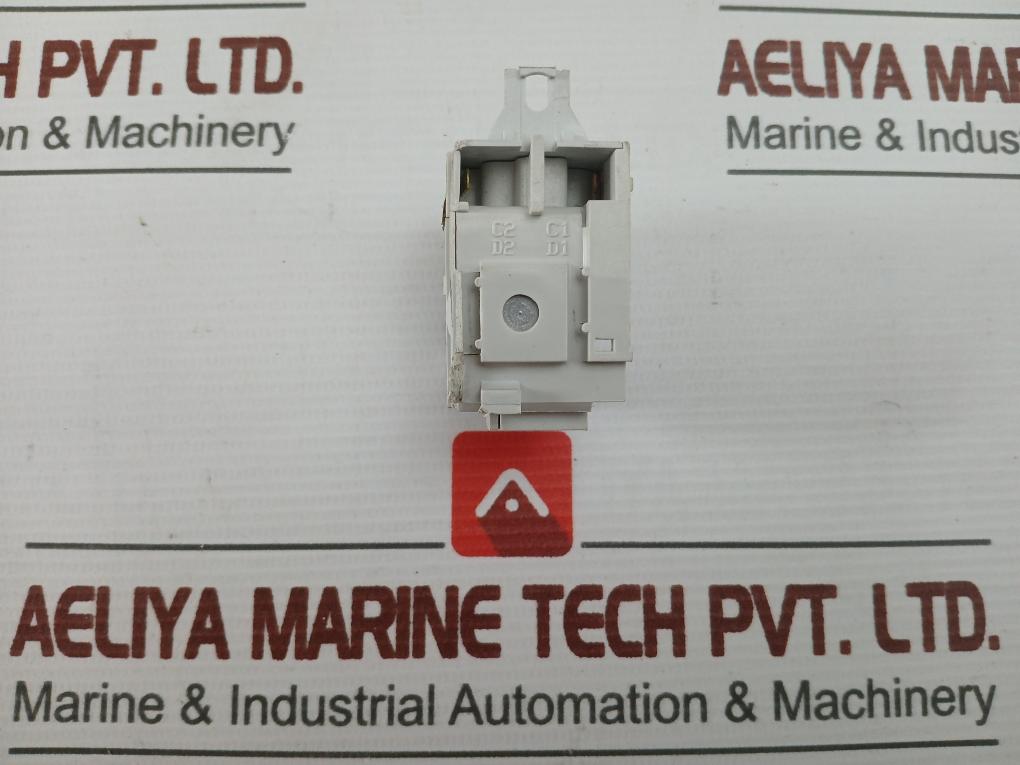 Abb Yo 50-60Hz Release Undervoltage 50-60Hz (Cosmetic Damage)