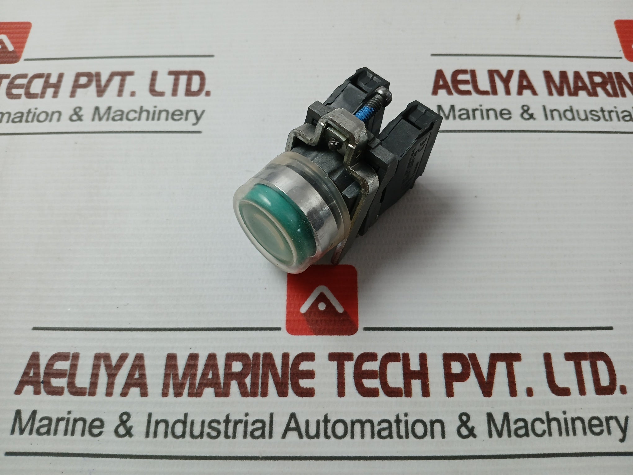 Ac15-240v 3a Schneider Electric Zbe-101 Illuminated Push Button Switch