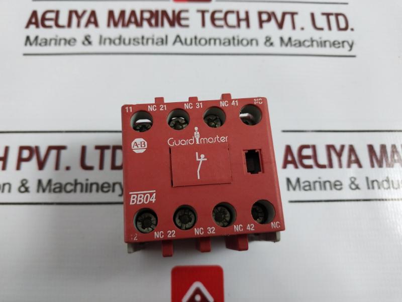 Allen-bradley 100S-f Guard Master Safety Contactor 600V Ac 10A