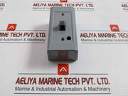 Allen-bradley 600-tax5 Manual Starting Toggle Switch