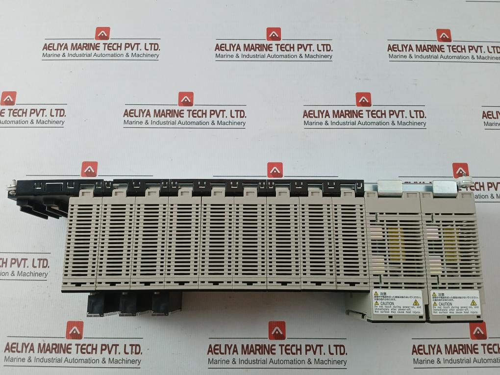 Analog Output Unit By Omron Cs1w-Da08c Cs1w-Sp001, Cs1d-Pa207r 240v Ac