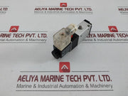 Avc 110v- 3.5w Pneumatic Solenoid Valve 3v210-08 In New Condition