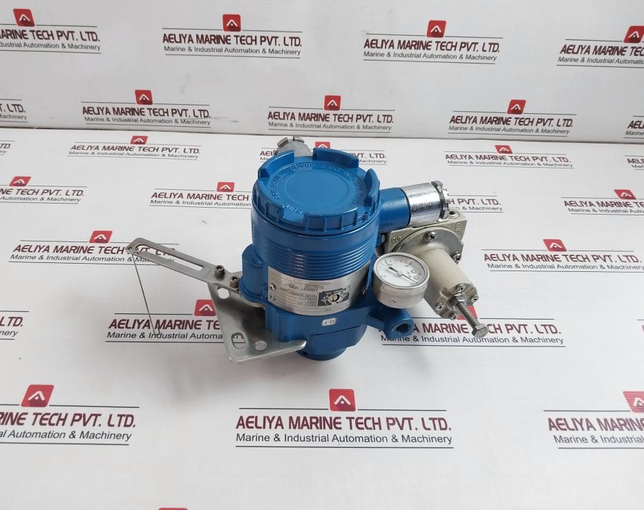 Azbil Avp301 Smart Valve Positioner With Air Regulator Kz03-2A 1.4-7.0 Kgf/Cm2