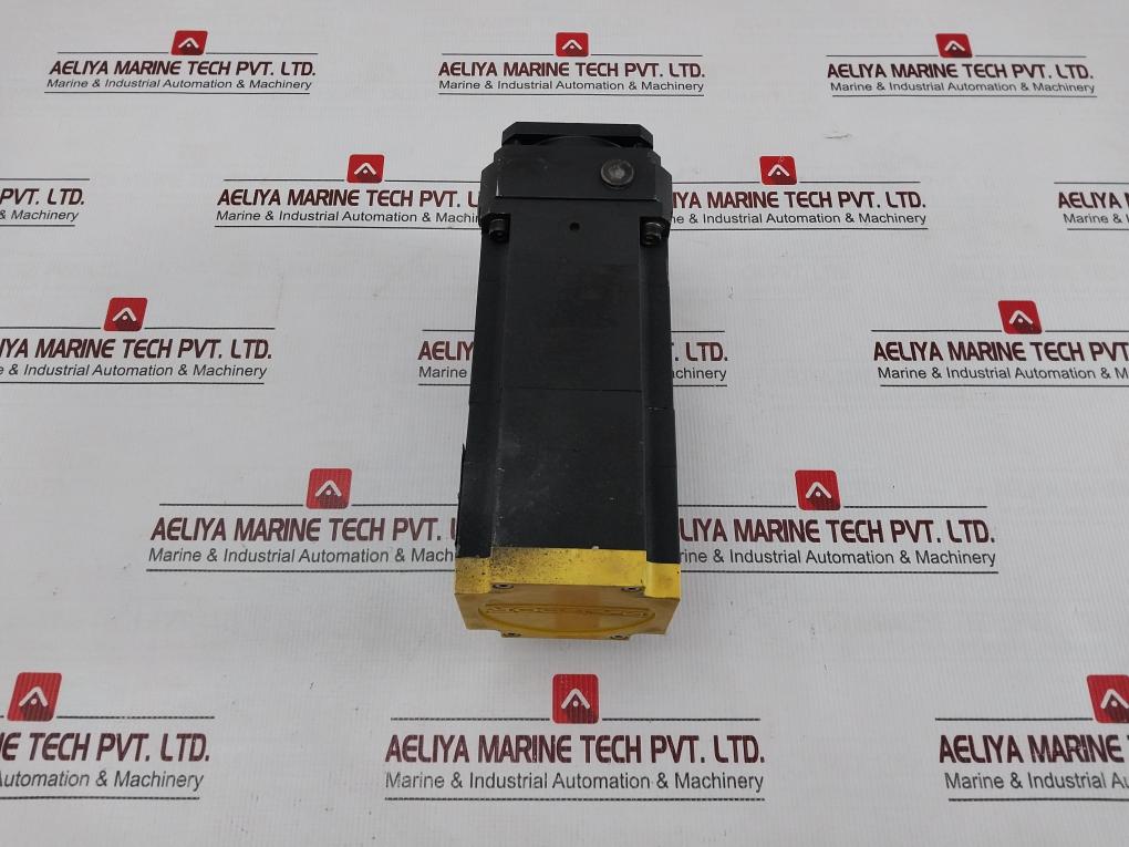 Baldor Bsm80N-233Ca Brushless Ac Servo Motor S2P100W044 6000Rpm 25° C Amb