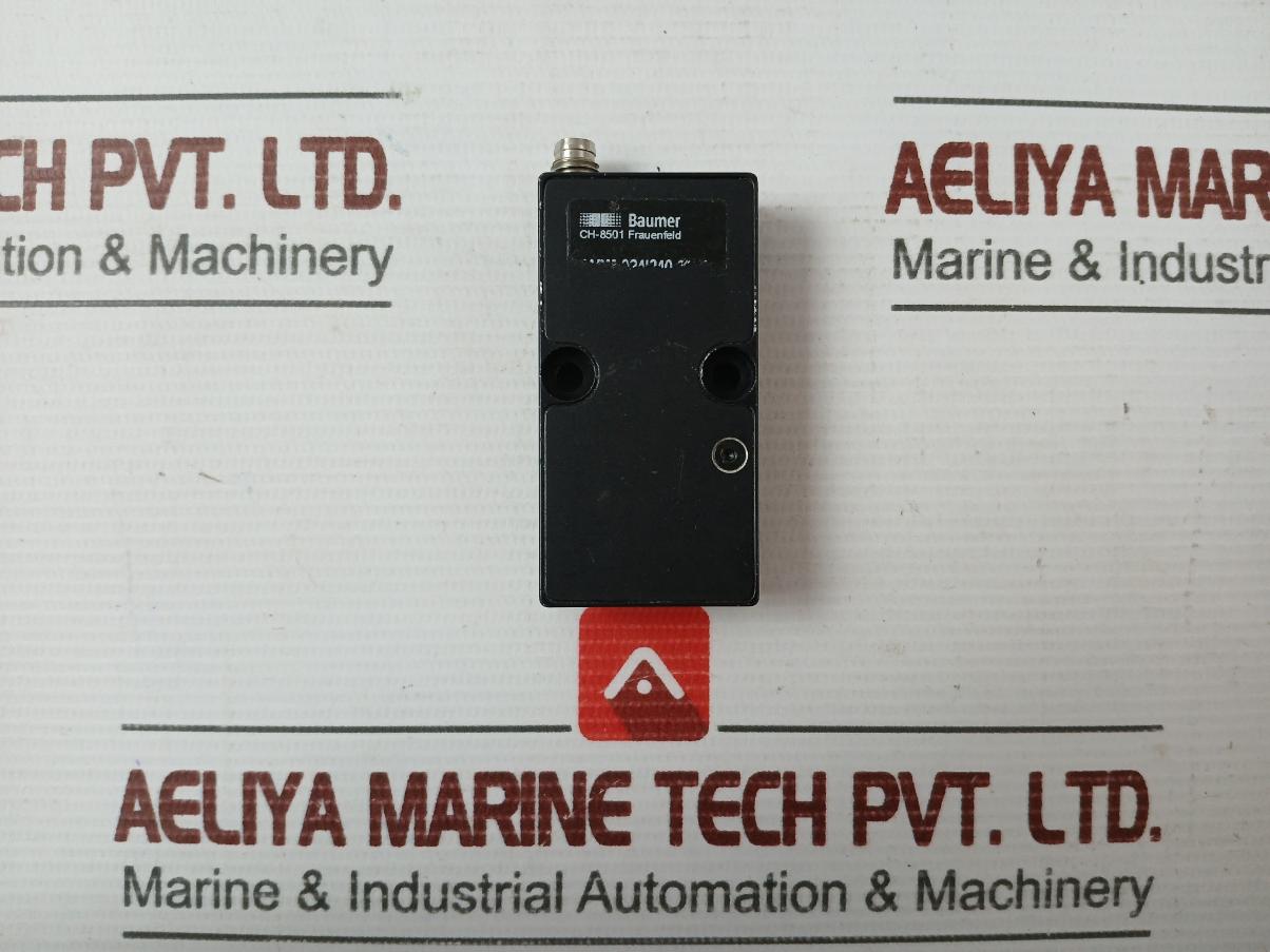 Baumer Zadm Edge Sensor 034i240.0001 In Used