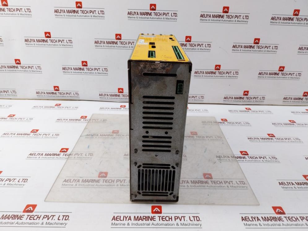 Baumuller Bum20B-40/60-31-201 Servo Drive 3Ac 0-200V 40A 0-300Hz 230V