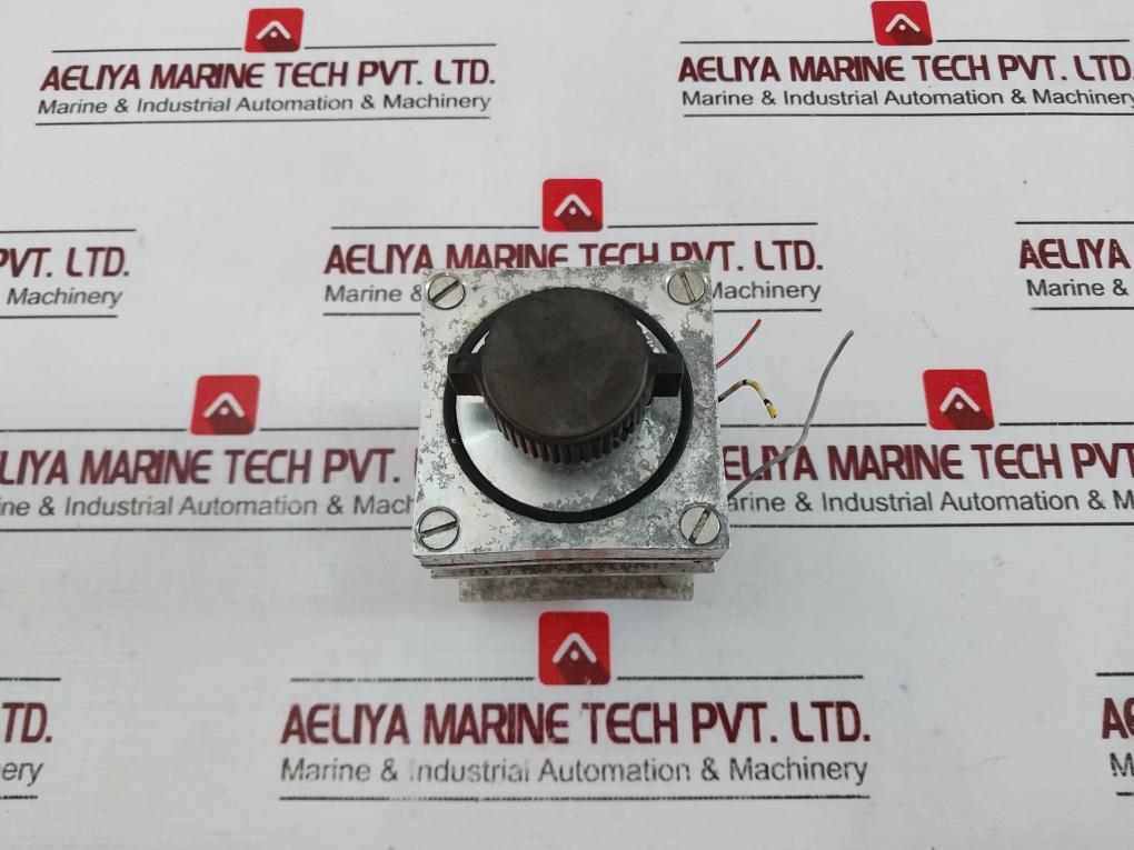 Bourns 6574S-1-202 Potentiometer 2K ±10%, Lin ±0.25%, 8637Em