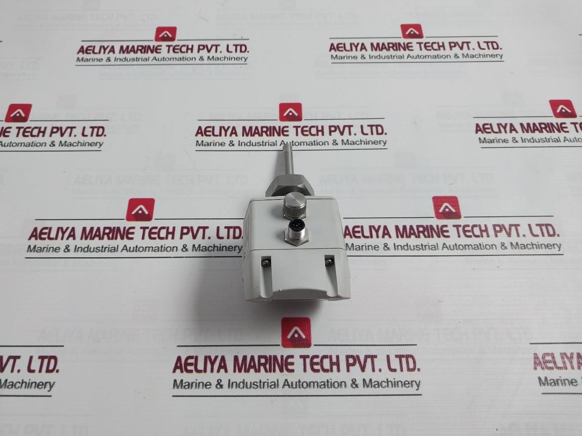 Burkert Werke 8008 Consumption Flowmeter 12-36Vdc 16Bar 27.3Mm 11.0 Bar