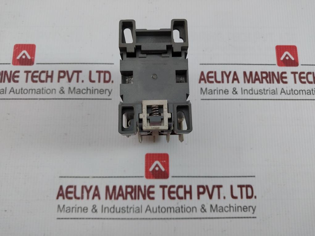 By Hyundai Himc 18 Magnetic Contactor 50/60hz