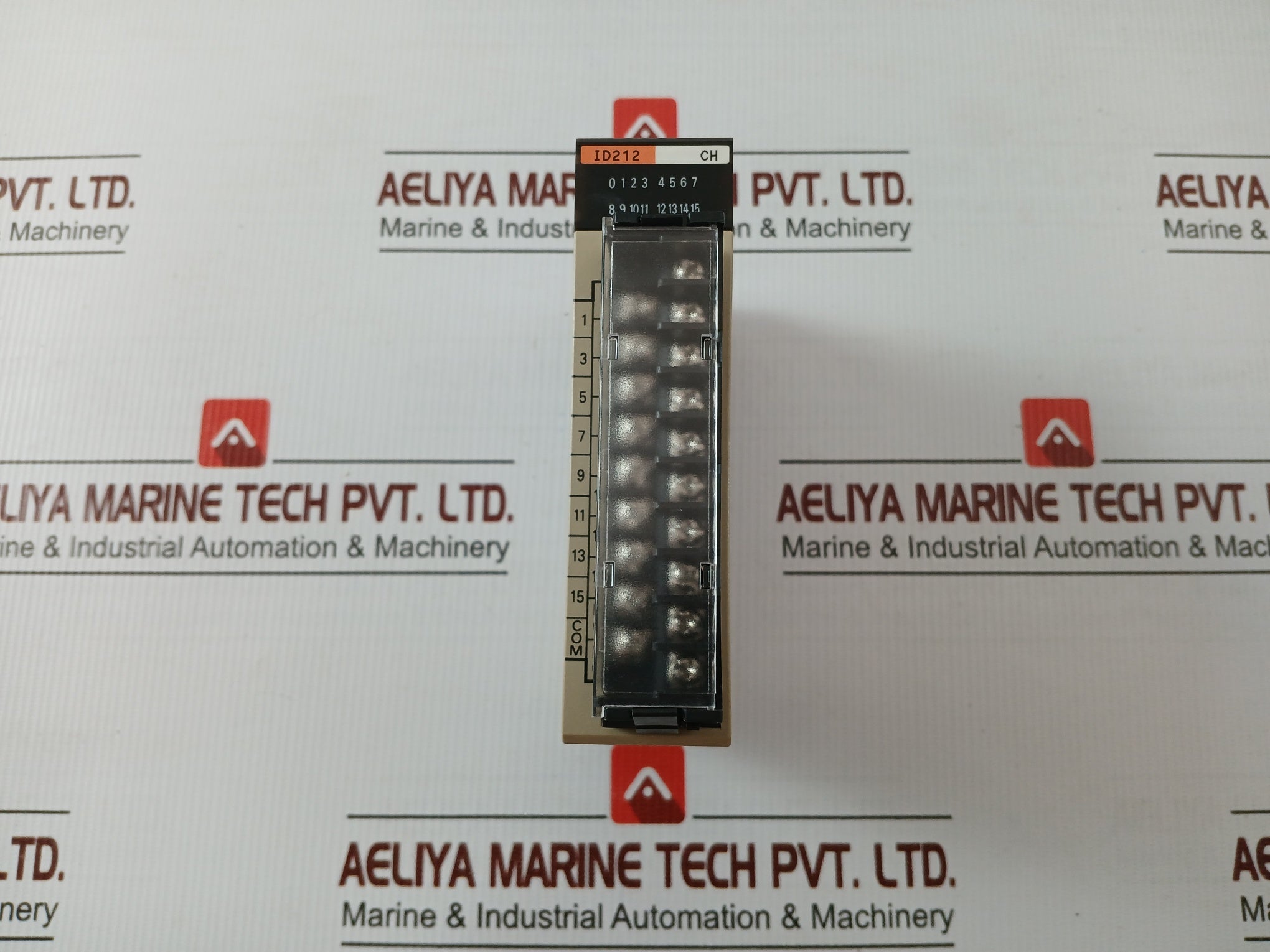C200h-Id212 I/O Module 24vdc 7ma Discrete By Omron