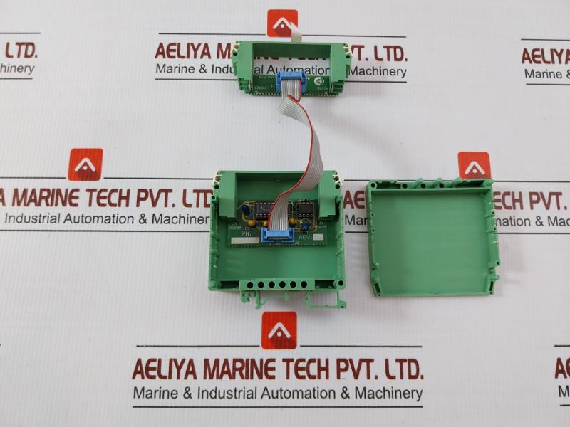 By Phoenix Contact Interface Converter Rs232/442 In Used Condition