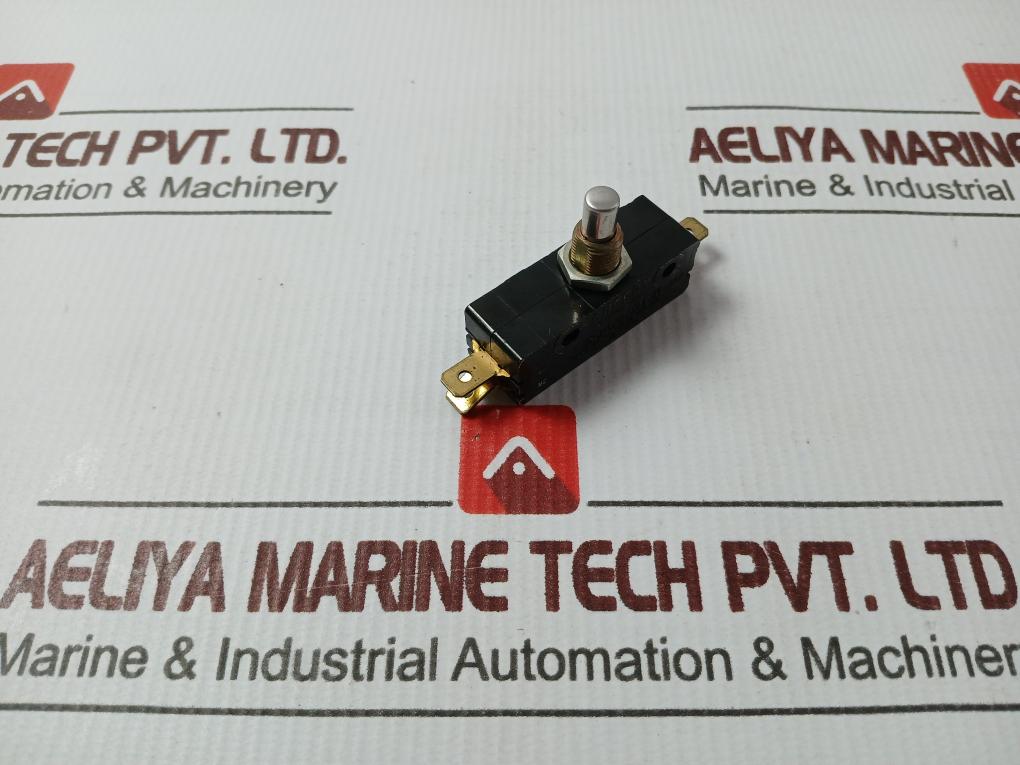 Cherry E13-00M Snap Action Micro Switch 15A 125 Or 250 Vac