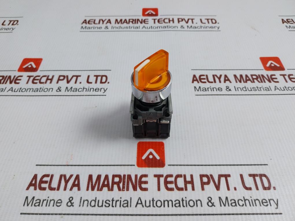Contact-Block-240v-3a-Schneider-Electric-Zbe-101-1