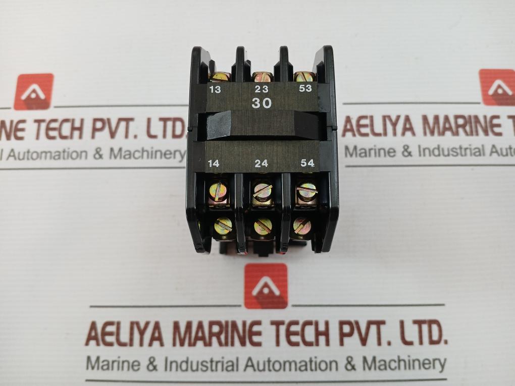 Contactor-110V-Coil-6A-600Vac-42-010-0001-Danfoss-CH16-210276-1