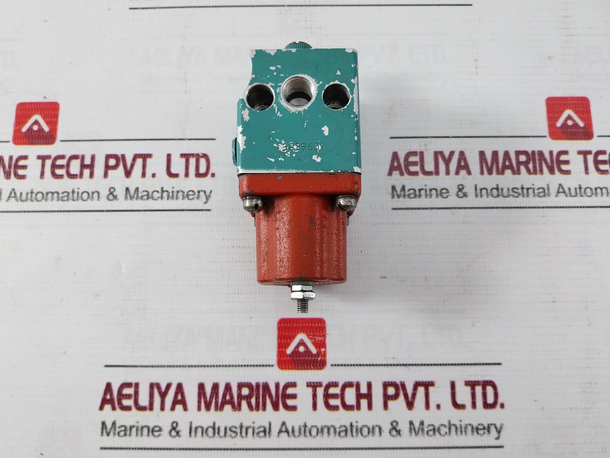 Cummins 3054609 Fuel Shutoff Solenoid Valve 24 Vdc 3239601