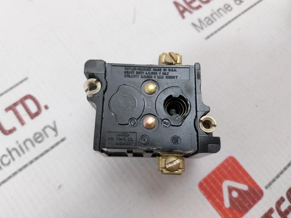 Cutler-hammer 10250 T53 Pushbutton Contact Block