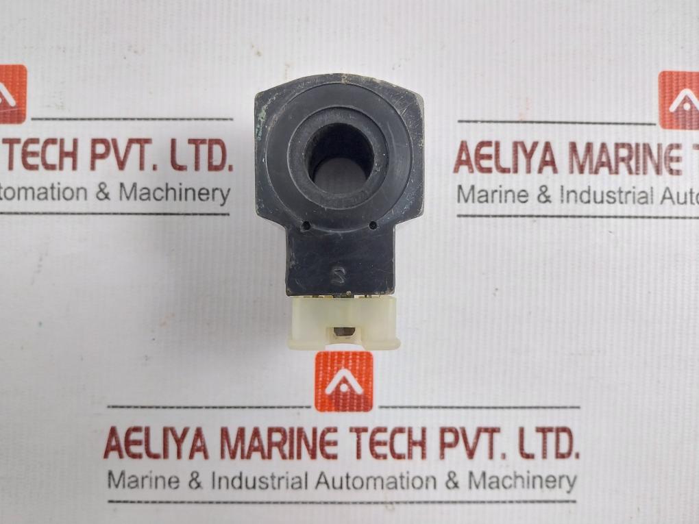 D24-Solenoid-Valve-Coil-Yuken-208939-1