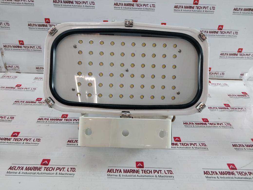 Daeyang Pf50L-550Uwcfc60 Led Flood Light For Marine Use Ac 100-240V 50/60Hz 50W