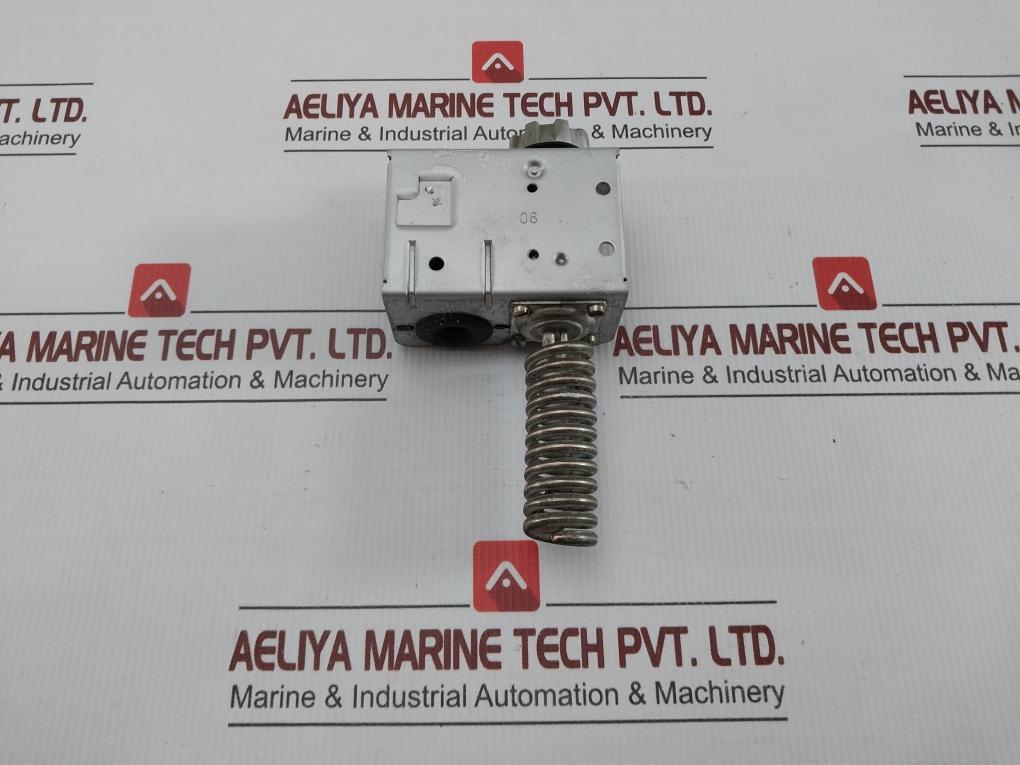 Temperature Switch 400 V 12w Danfoss  Kp 62
