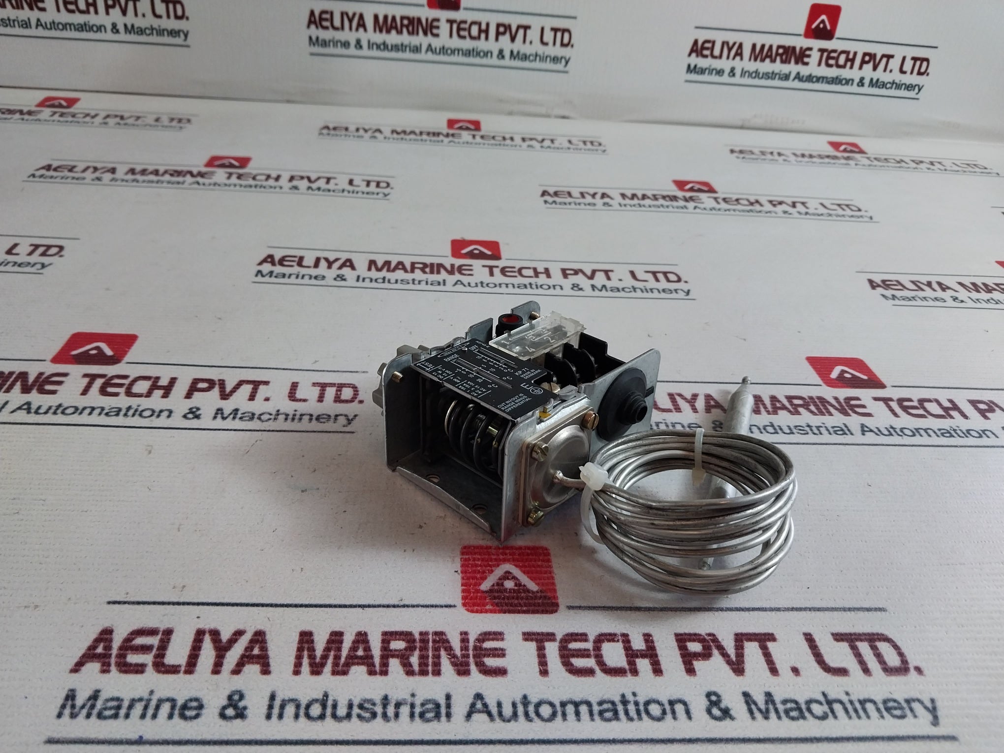 Danfoss Kp 71 Cooler Thermostat 400V 2M Capillary Tube A0745-e