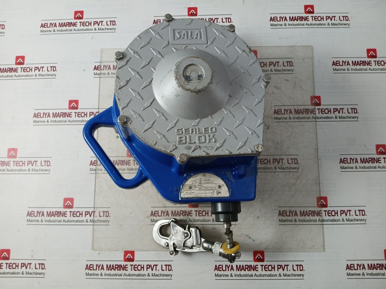 Dbi Sala 3400881 3-way Retrieval Self-retracting Lifeline 25M 85 Feet