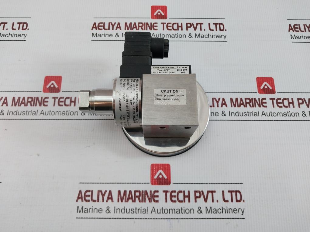 Differential Pressure Gauge By Hirlekar Precision Part No. 200 Dgr Gs S 4.0 4n 1 Ss T V 32