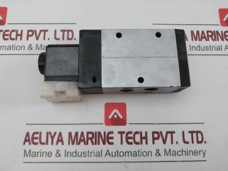 Directional Valve 3/2-577 202…0 24v Dc 4.5w By Aventics