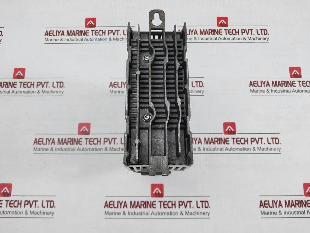 E84avsce3712sx0-Frequency-Inverter-Drive-By-Lenze-50-60hz-1