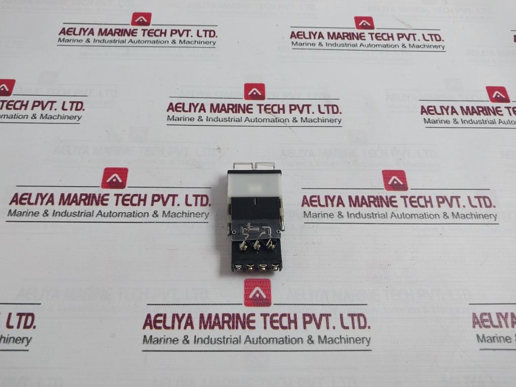 Eao 03-631.011 Modular Switch Actuator 250V Ac 10A