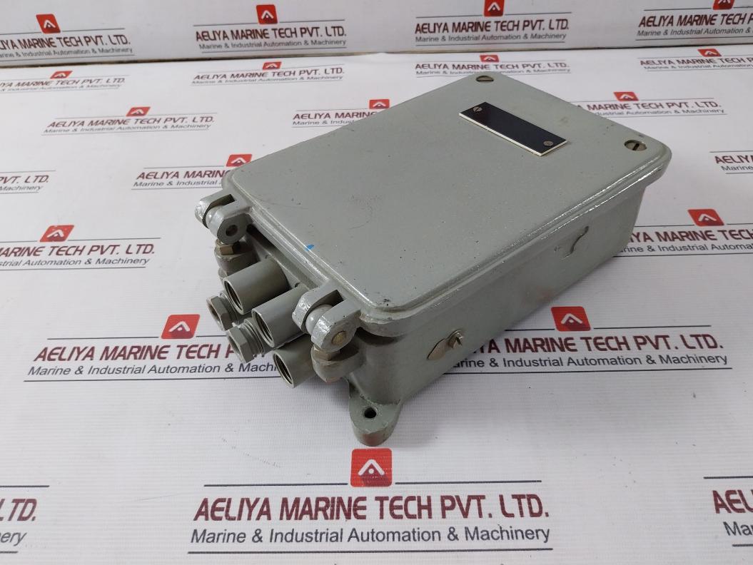 Ericsson 12869 Electrical Junction Box 24V – Aeliya Marine