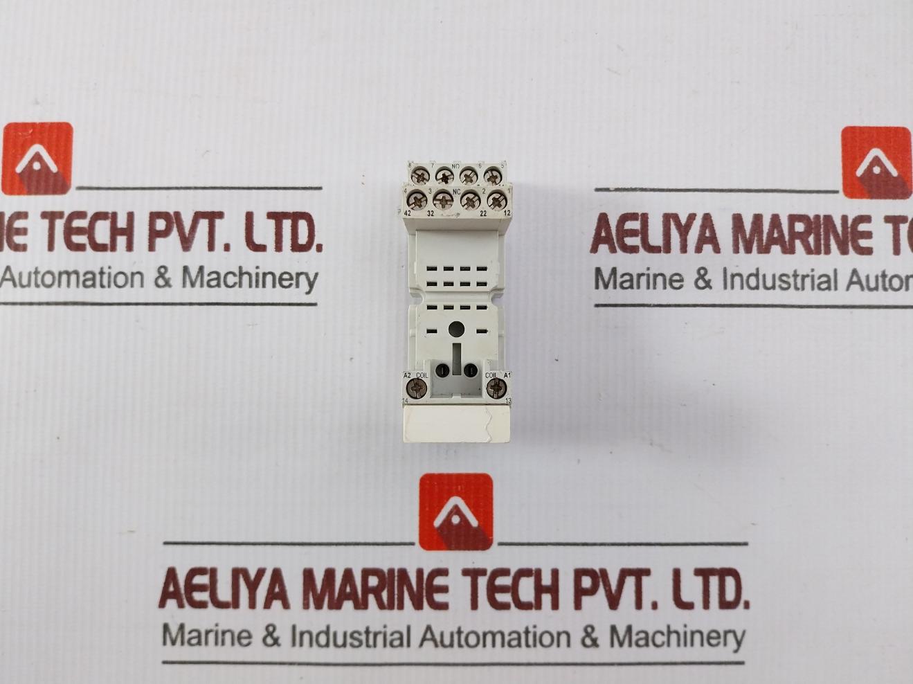 Es 15/4N Relay Socket 10A 300Vac