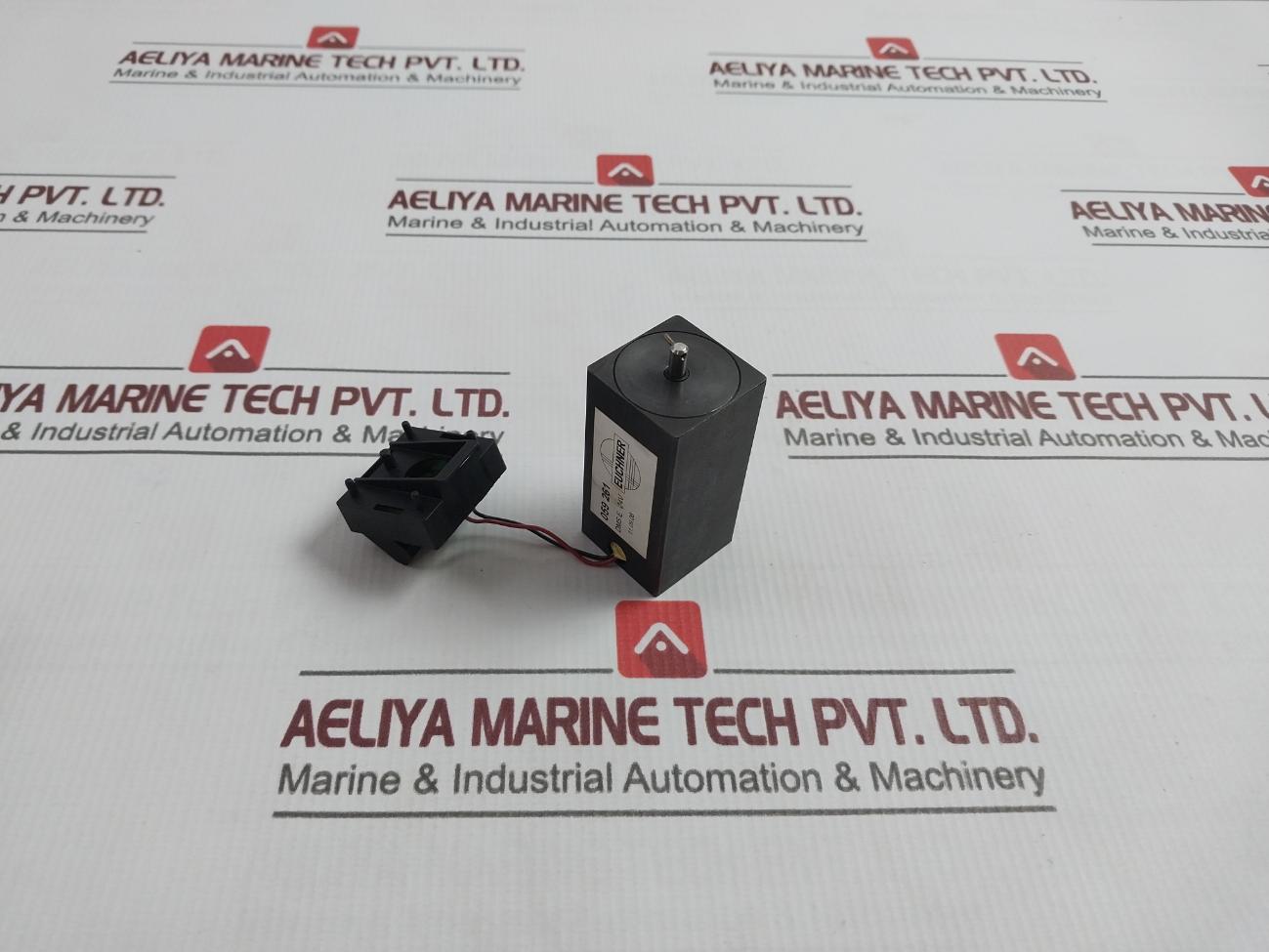 Euchner 059 261 Linear Solenoid Valve Coil