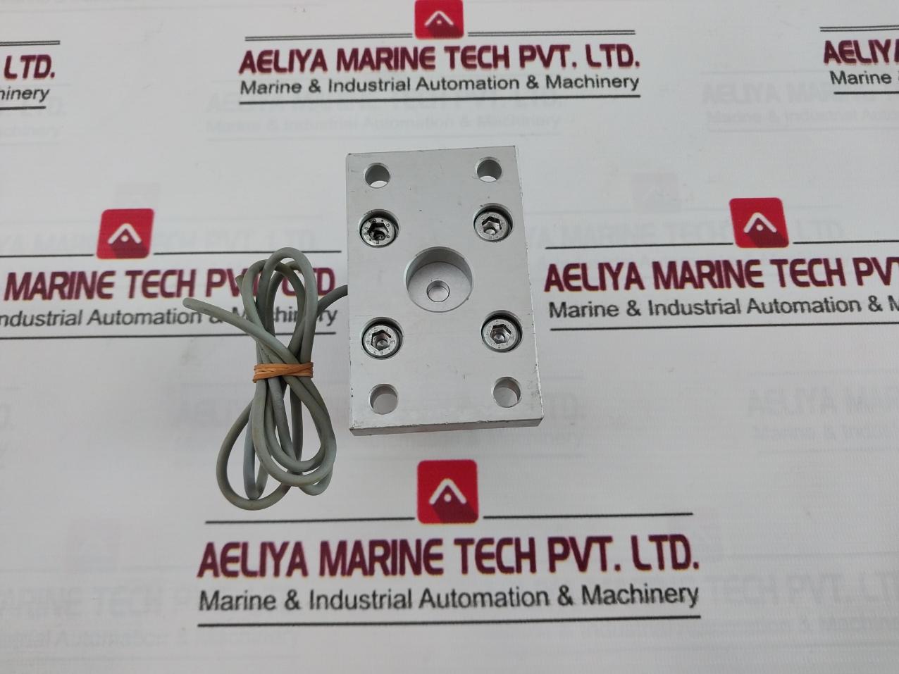 Festo Advu-32-30-p-a Compact Cylinder 10Bar 156535