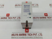 Flame-Detector-Relay-230vac-50-60hz-By-Honeywell-R4343-E1014-3
