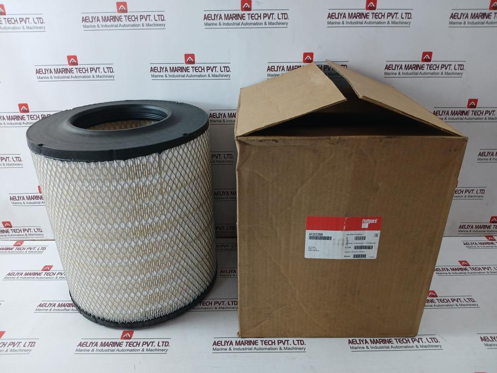 Fleetguard Af25139M Primary Air Filter 100002596