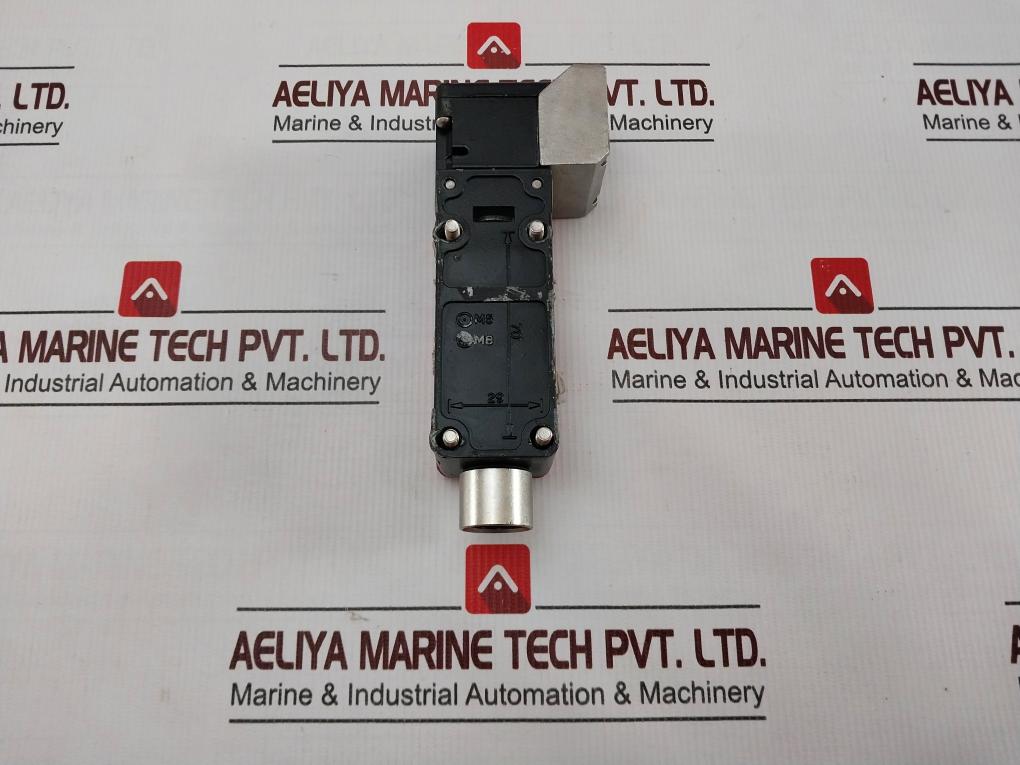 Fortress Interlocks 24V Switching Circuit Ac15, 3A, 300V Ac