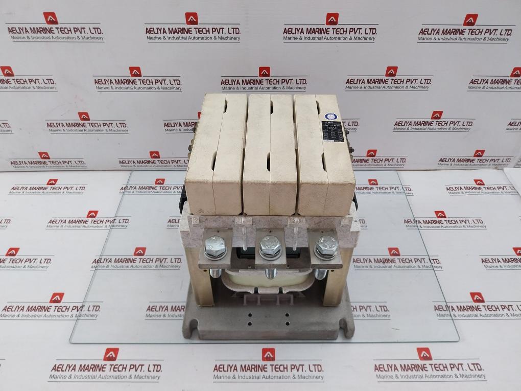 Fuji-Electric-3-Pole-Magnetic-Power-Contactor-100-127vac-50-60hz-Sc-16n-800-1