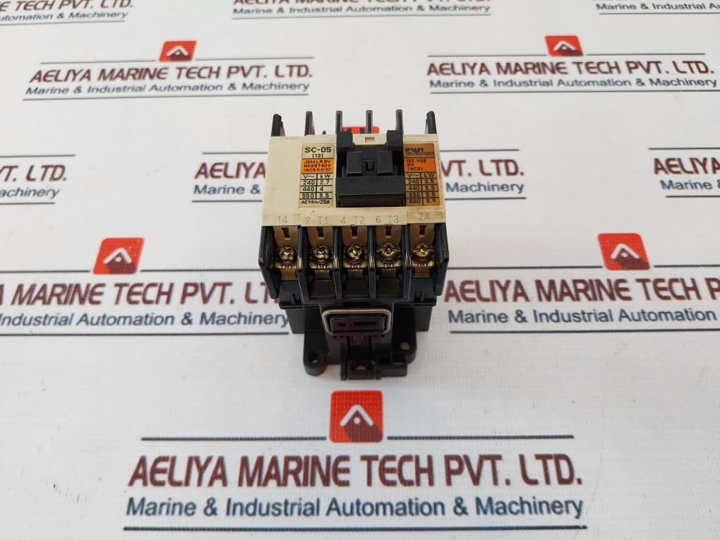 Fuji Electric Sc-05 [13] Magnetic Contactor 4Nc0G0, 200-220V 60Hz
