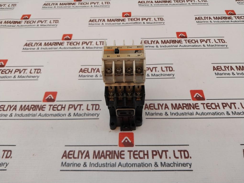 Fuji Electric Sh04Aa Contactor With Sz-a22 Auxiliary Contact Block 10A