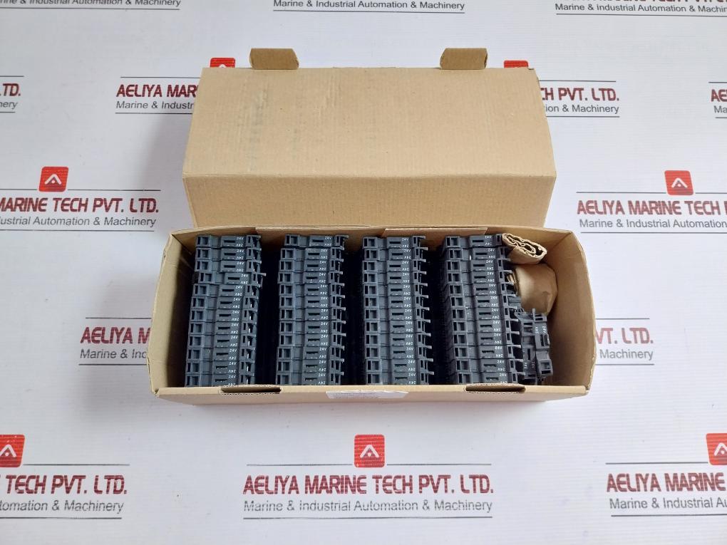 Fuse Terminal Block Box Phoenix Contact Ut 6-Hesiled 24 (1 Box = 50 Pcs)