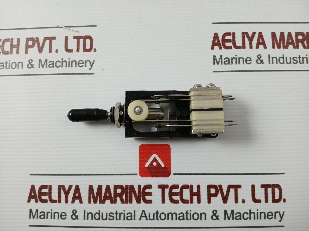 General Control Company Mcm-m3-a-0-a-0 Lever Switch 2411086