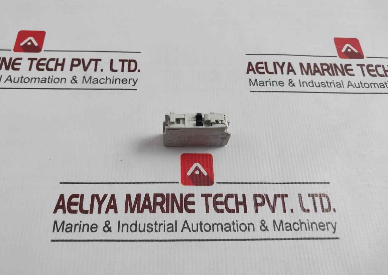General Electric Bclf10 Auxiliary Contact Block.
