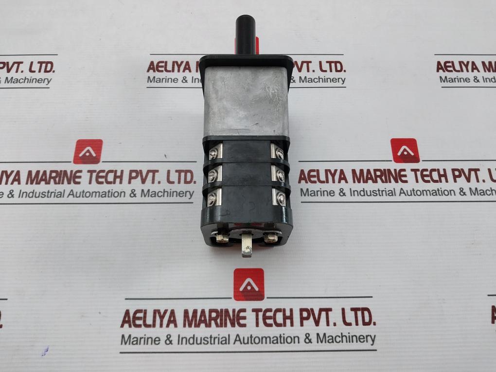 General Electric C3A01S1S2P1 Sbm Rotary Cam Switch